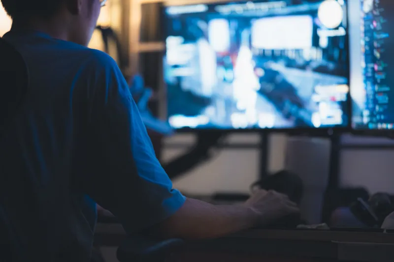 Owning the Dark: How Graveyard-Shift Streamers Are Building the Most Loyal Audiences on the Internet